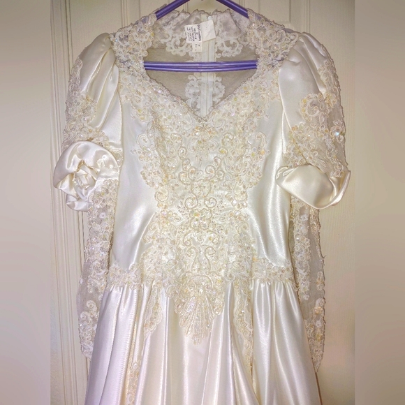 NEVER WORN Vintage Mori Lee  wedding dress size 10! - Picture 1 of 8